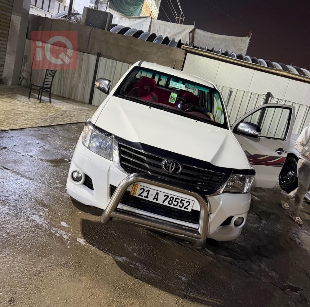 تويوتا هايلوكس